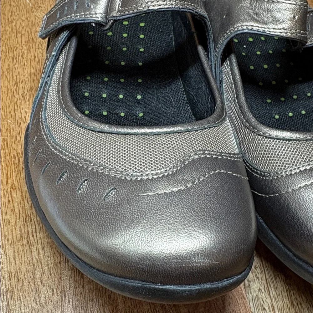 Clarks very good
